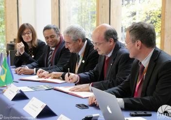 Signature d'un accord de Double-Diplôme entre l’UFPR (Brésil) et l’ENSEIRB-MATMECA